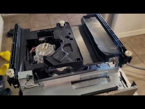 LG dishwasher vario motor and black bottom cover removal. NE error code.